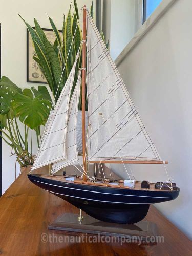 Classic Sailing Yacht Model - Navy Blue Hull
